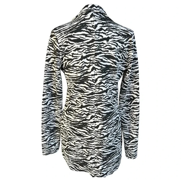 PrettyLittleThing Zebra Print Jacket - Picture 3 of 6